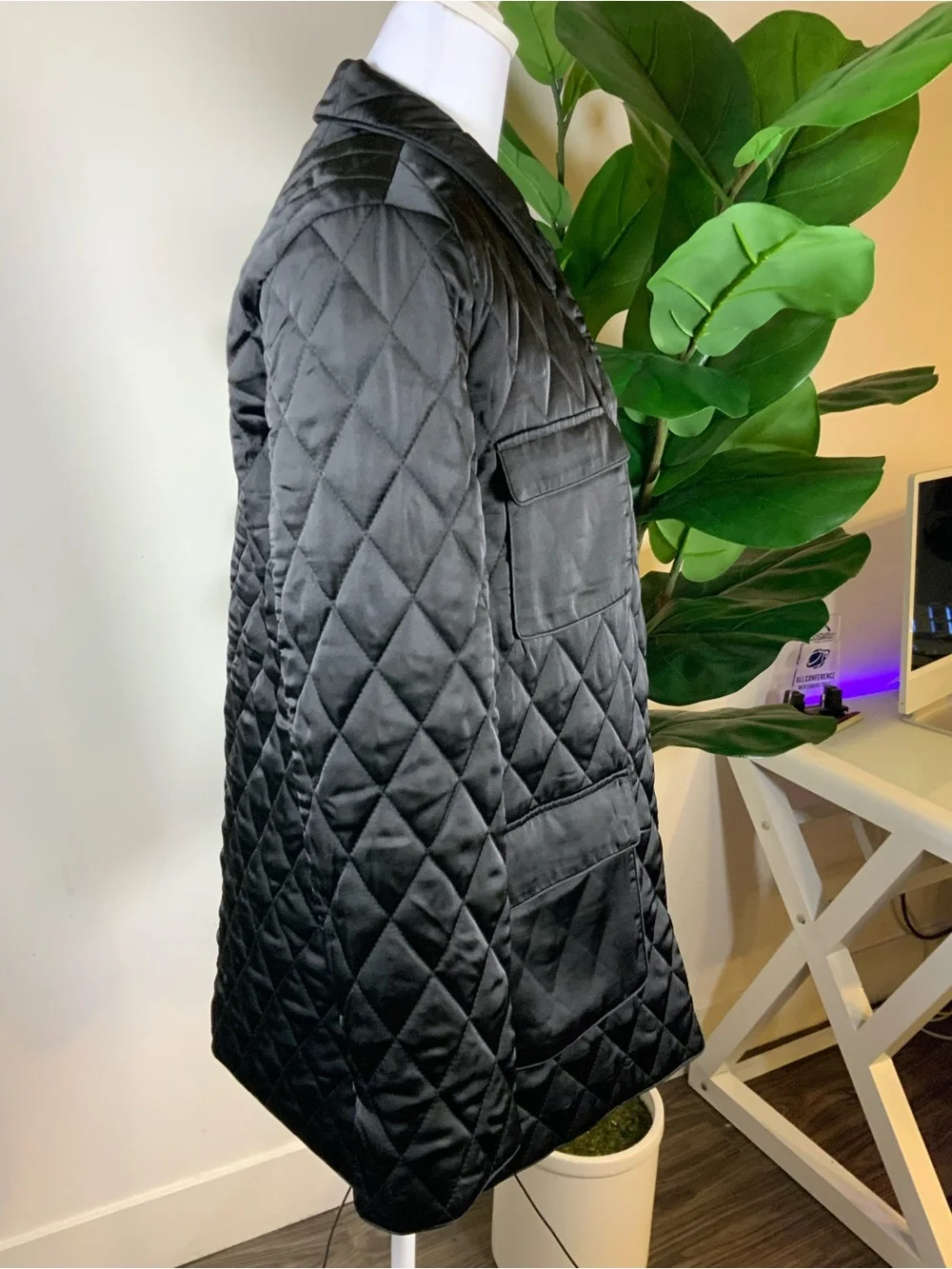 DR2 Black Quilted Pocket Puffer Coat